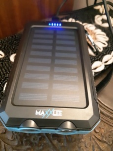 MaxxLee solar charger